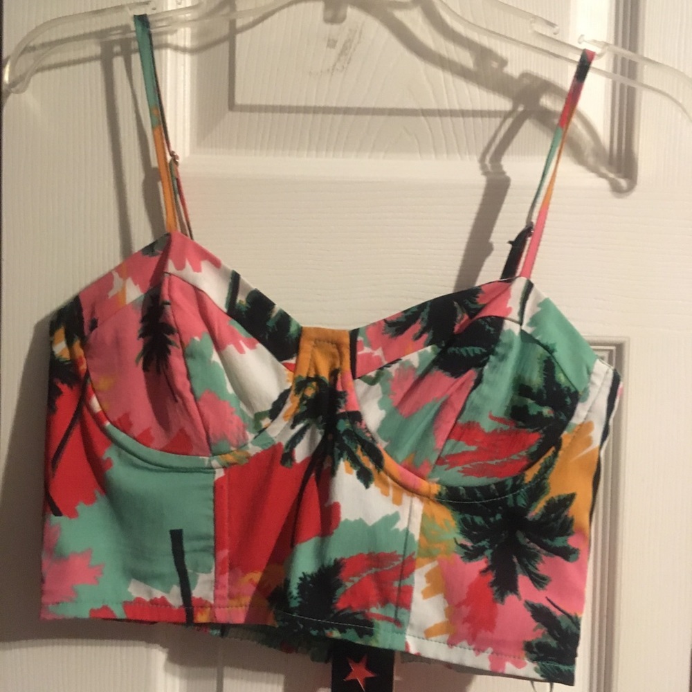 Macy’s Teen Vogue crop top tropical print